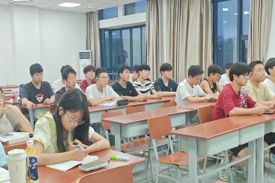 图示, 示意图
中度可信度描述已自动生成:ver1